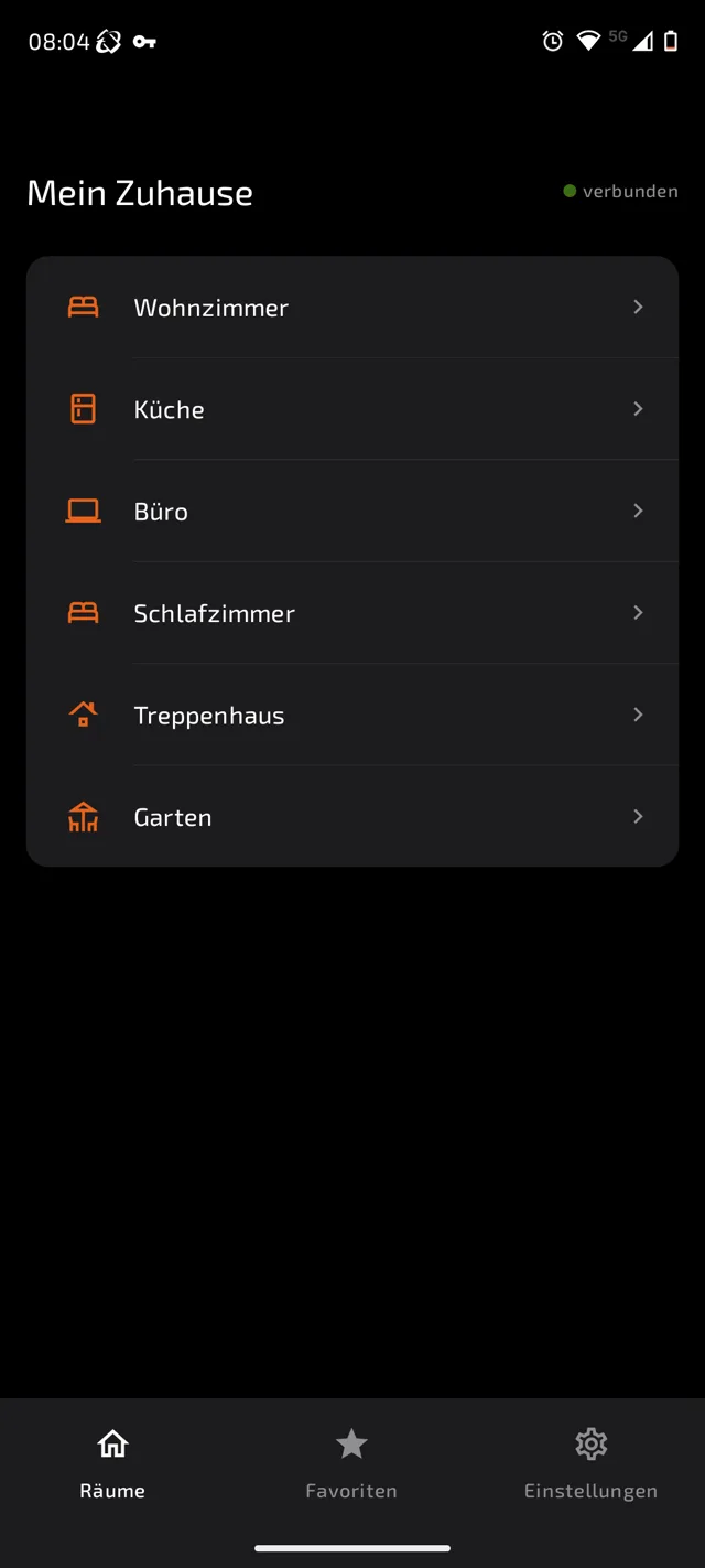 Raumübersicht der Smart Control App im dunklen Design